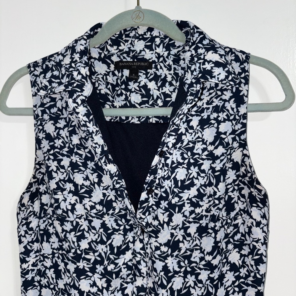 Banana Republic Navy Blue White Floral Sleeveless Fit and Flare Dress Size 6 - Picture 5 of 16